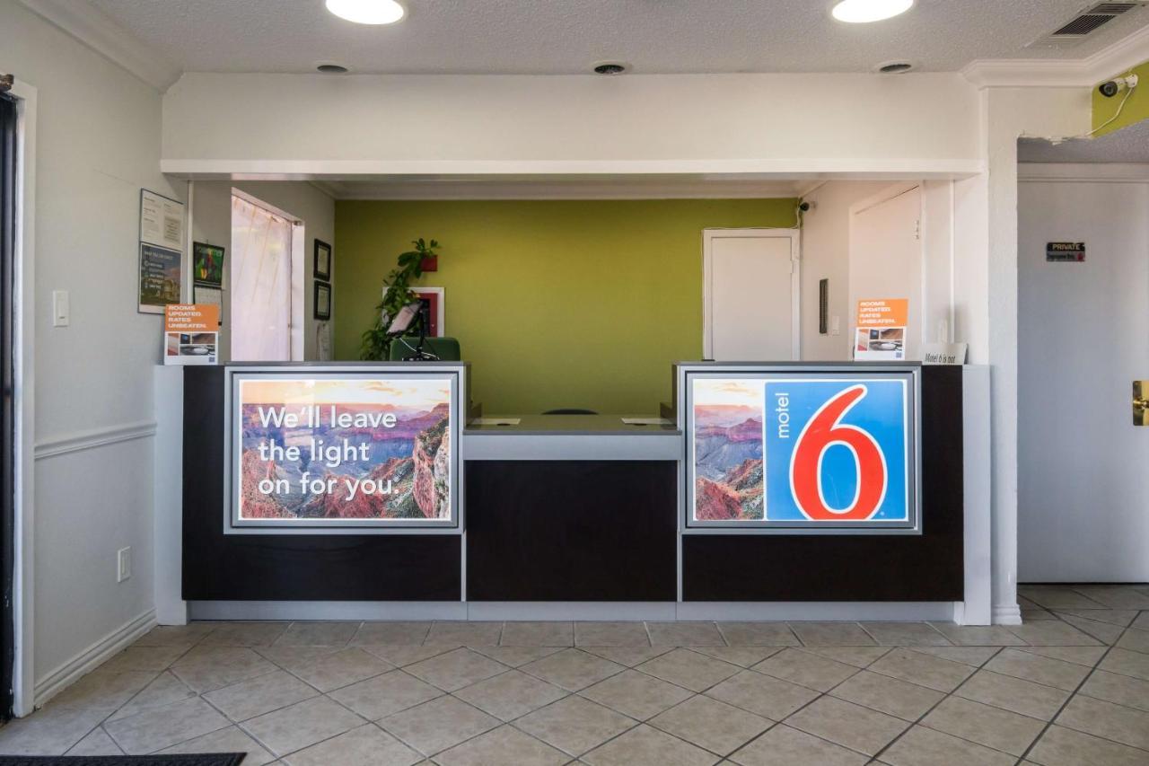 Motel 6 Irving - Loop 12 Екстер'єр фото