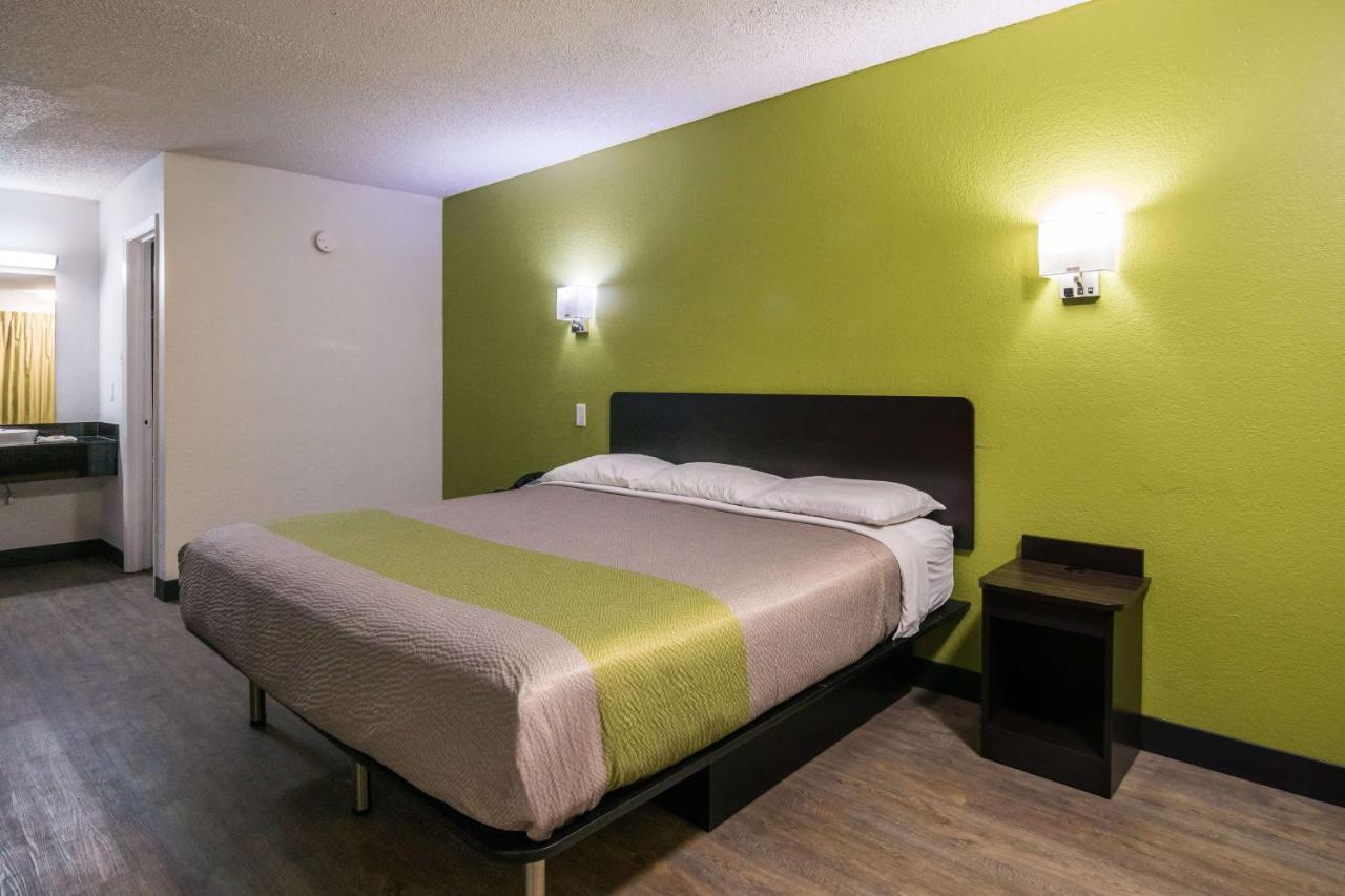 Motel 6 Irving - Loop 12 Екстер'єр фото